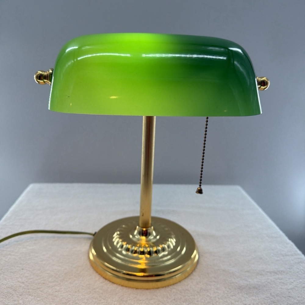 Vintage Brass Banker/Student Desk Lamp - Green Glass Shade - Pull Chain - Picture 2 of 7